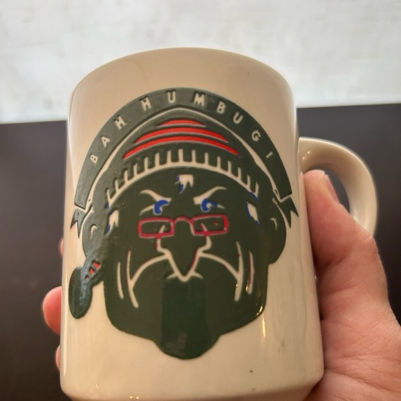 Denny’s Color changing Scrooge mug. Bah Humbug to Happy Holidays! - Picture 6 of 9